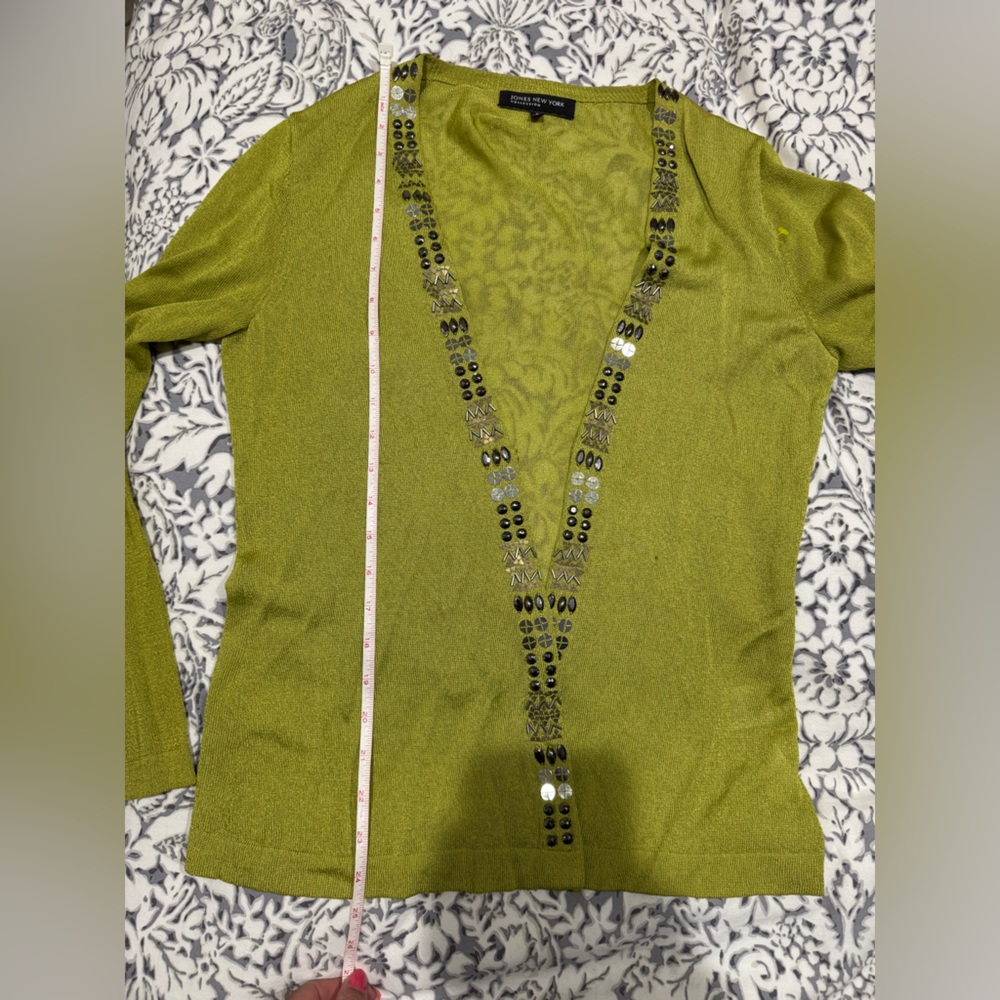 Jones New York pistachio Green Cardigan with Embellishments size S - fits M too - Picture 10 of 12